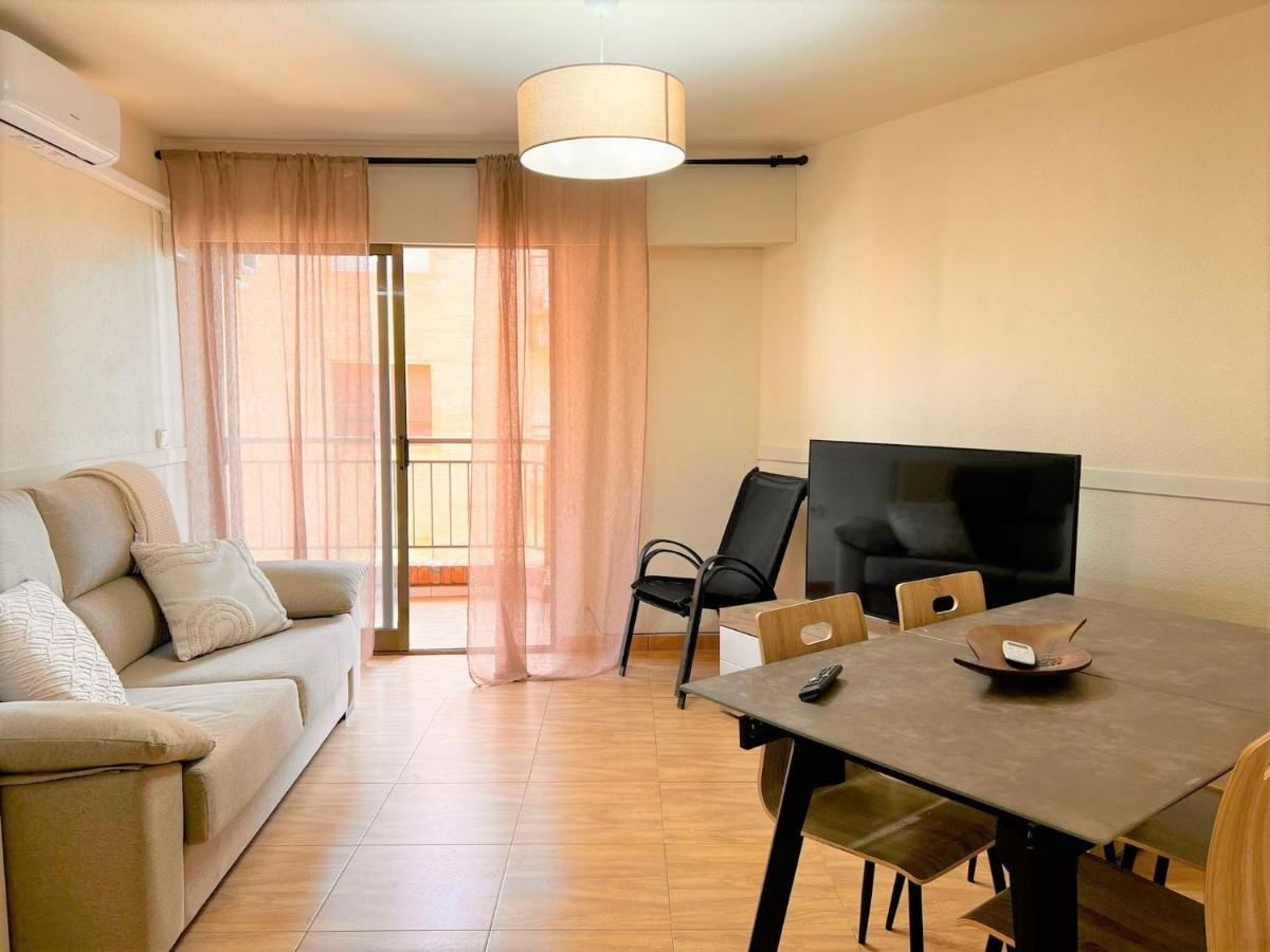 Marinasunbeach Paseo Maritimo Torrevieja Exterior photo